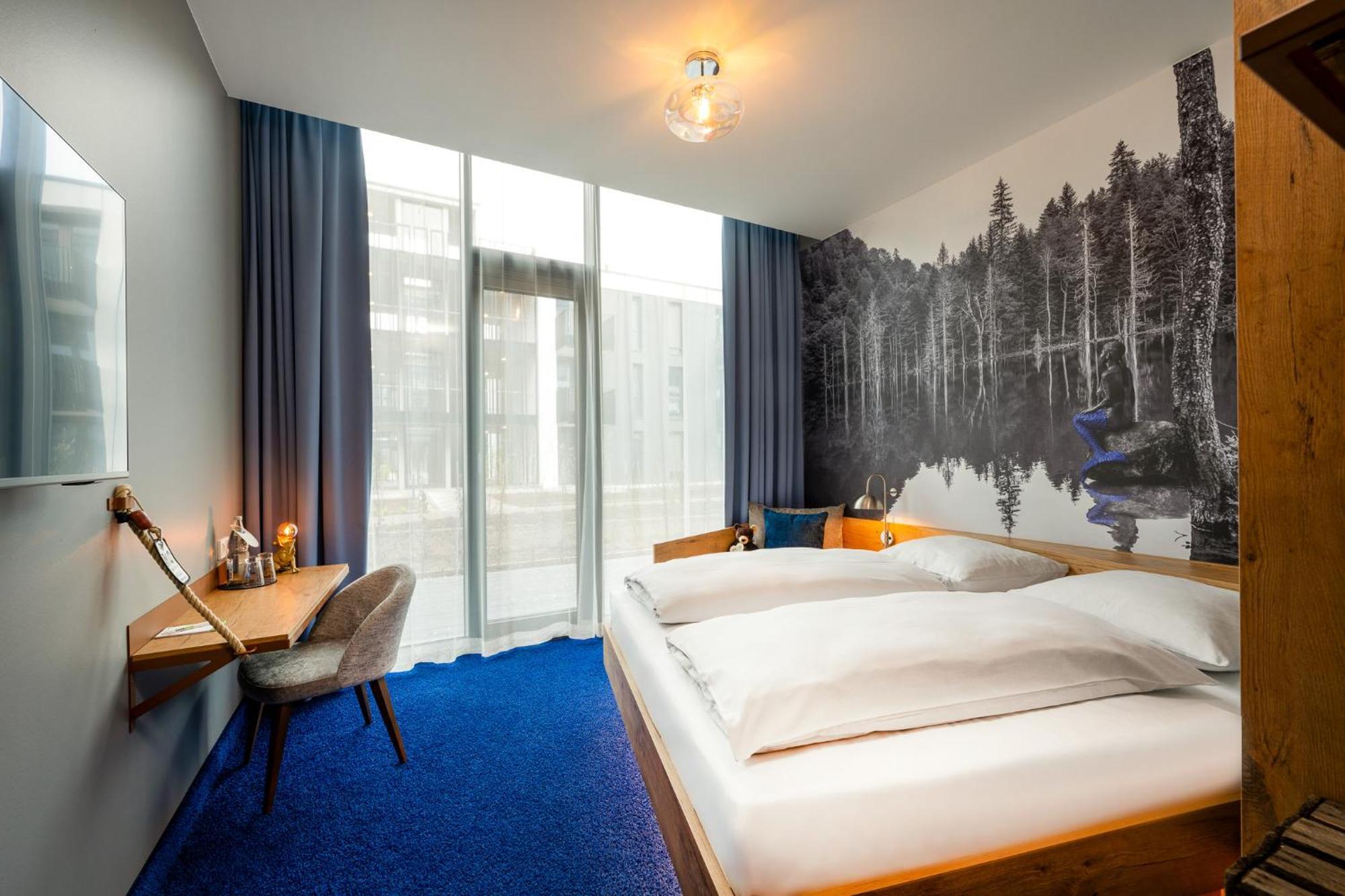 Mightytwice Hotel אכרן מראה חיצוני תמונה