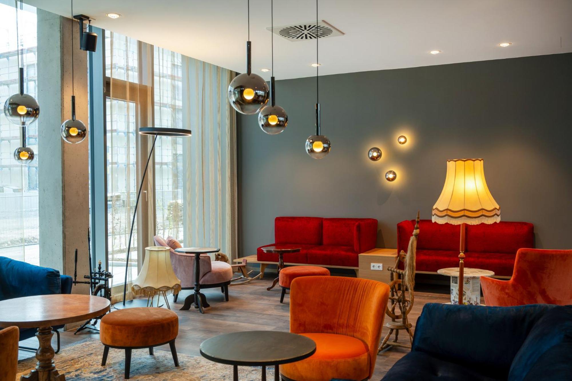 Mightytwice Hotel אכרן מראה חיצוני תמונה